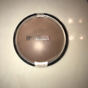IT Cosmetics Ombré Radiance Bronzer